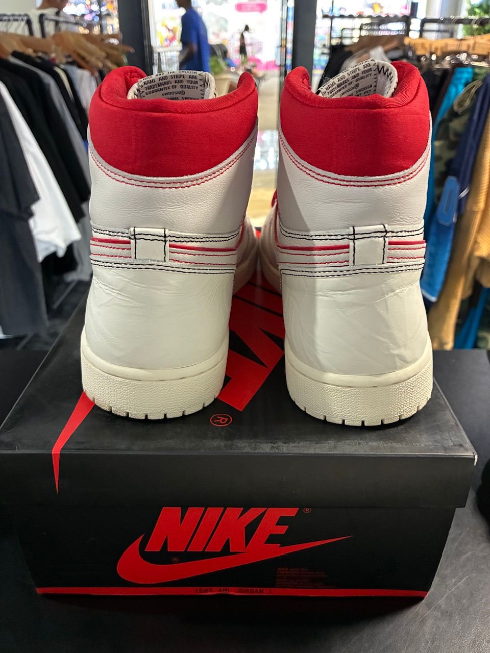 Jordan 1 Retro High Phantom Gym Red - Used/Worn