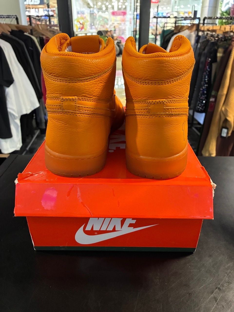 Jordan 1 Retro High Gatorade Orange Peel - Used/Worn