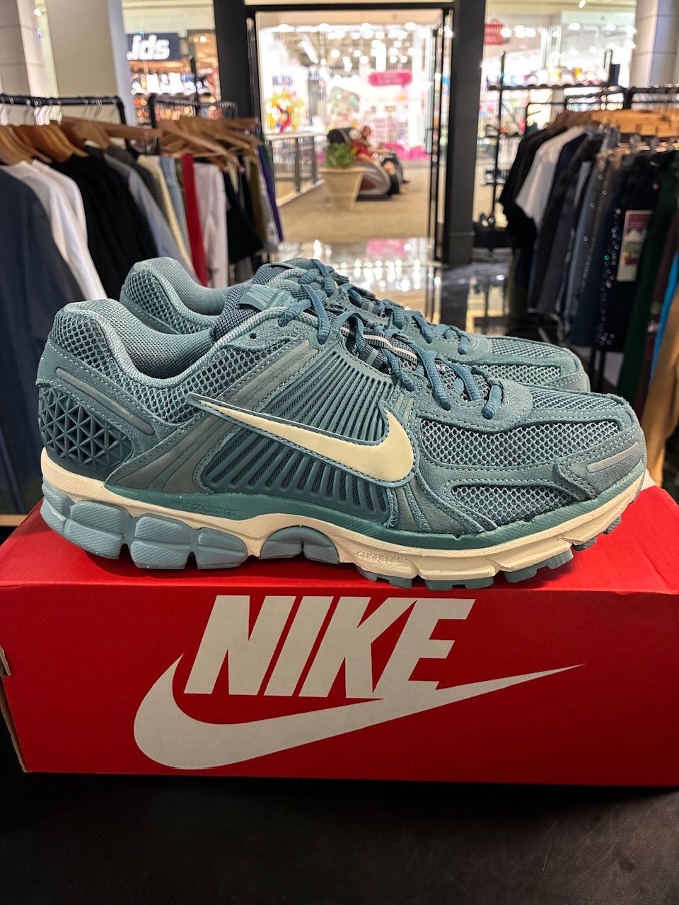 Nike Zoom Vomero 5 Denim Turquoise - Used/Worn