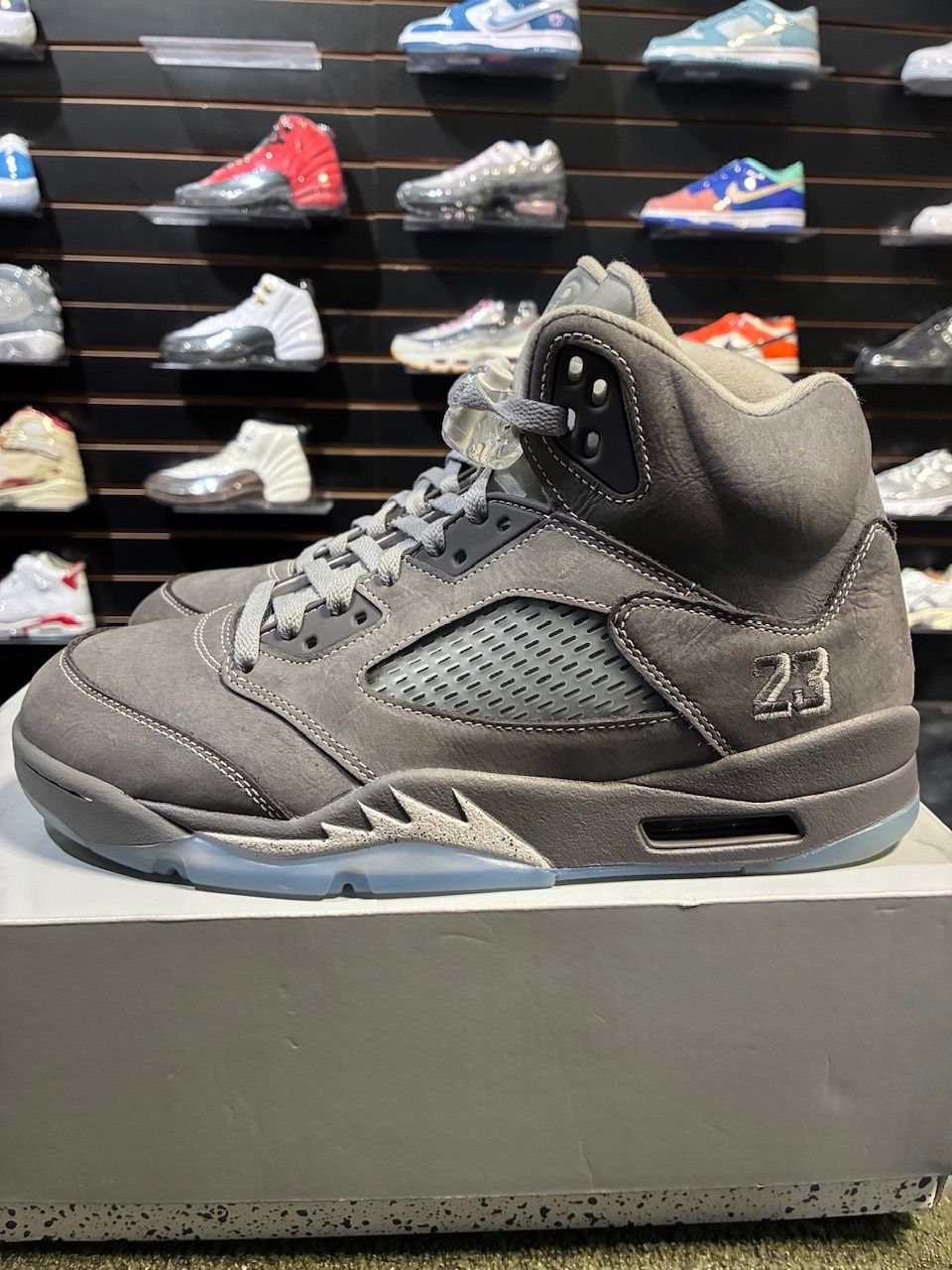 Jordan 5 Retro Wolf Grey (2026) - Used/Worn