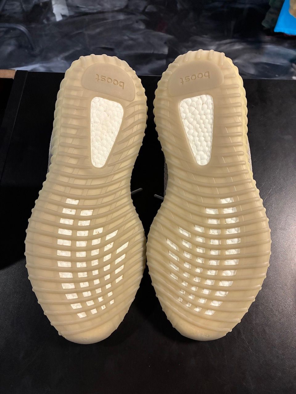 adidas Yeezy Boost 350 V2 Tail Light - No Box/Used