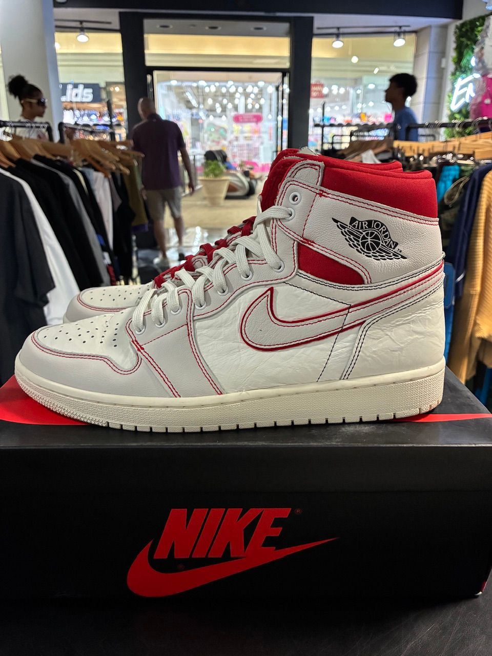 Jordan 1 Retro High Phantom Gym Red - Used/Worn
