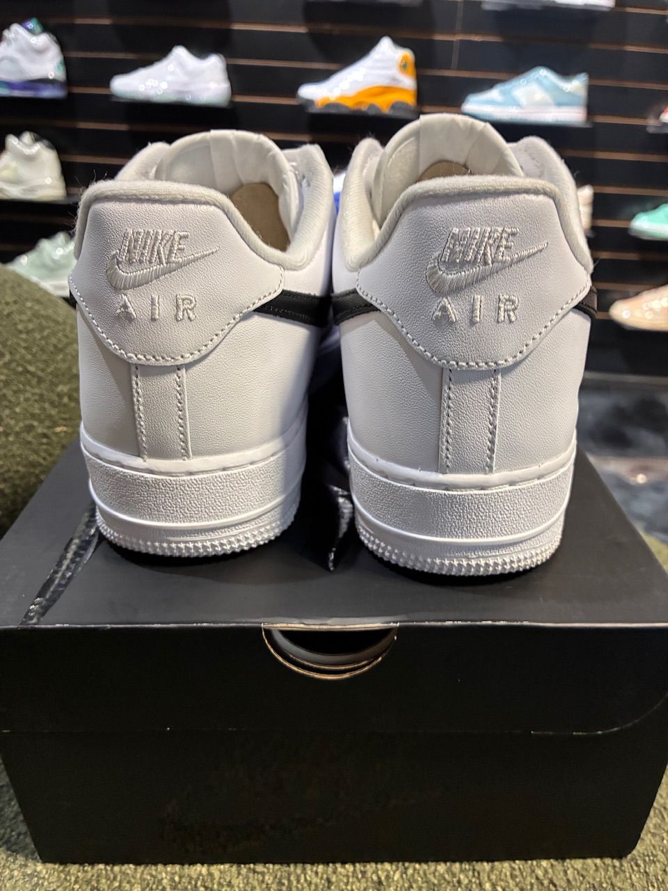 Nike Air Force 1 Low Supreme White Black - Used/Worn