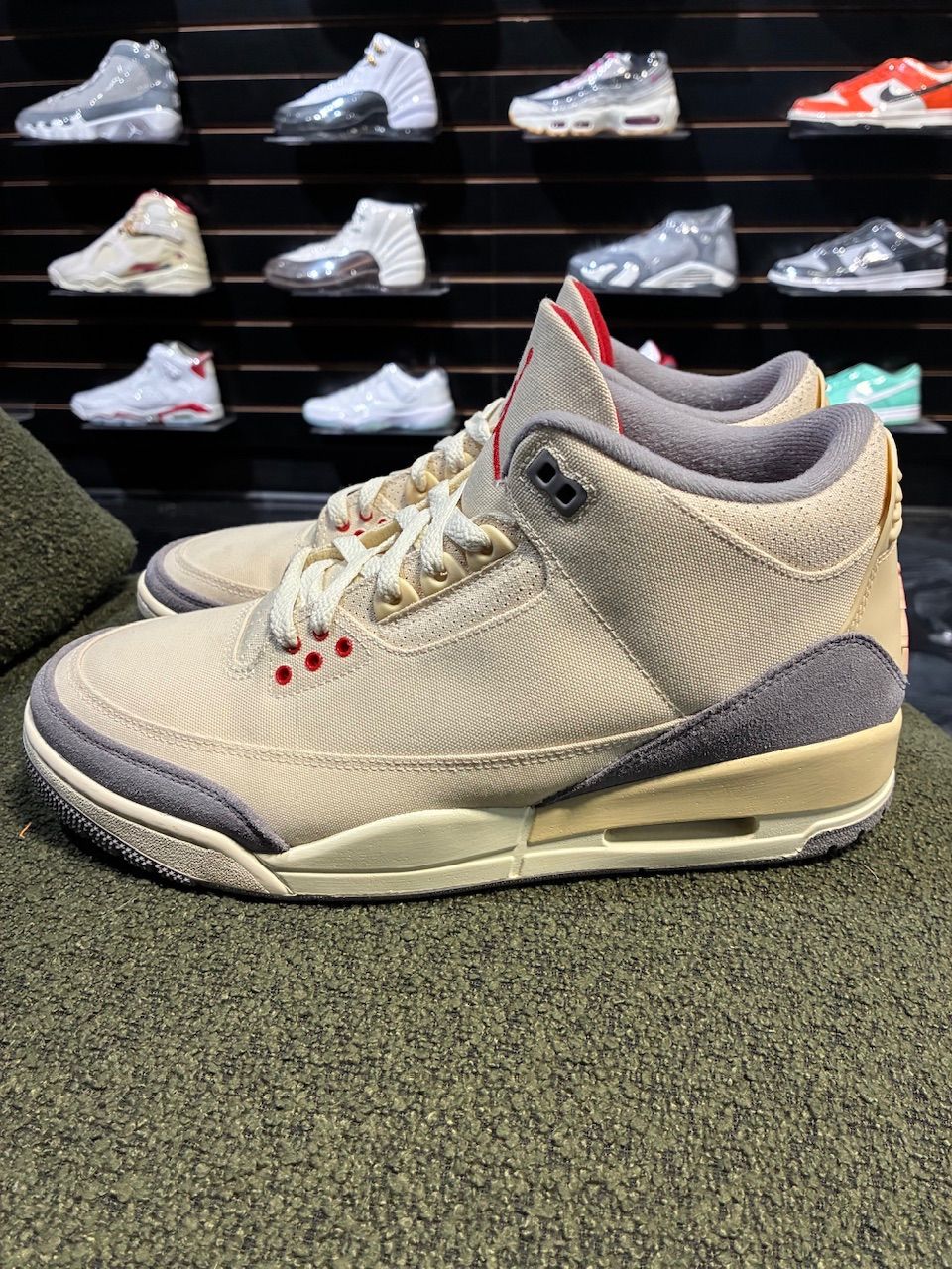 Jordan 3 Retro Muslin - No Box/Used
