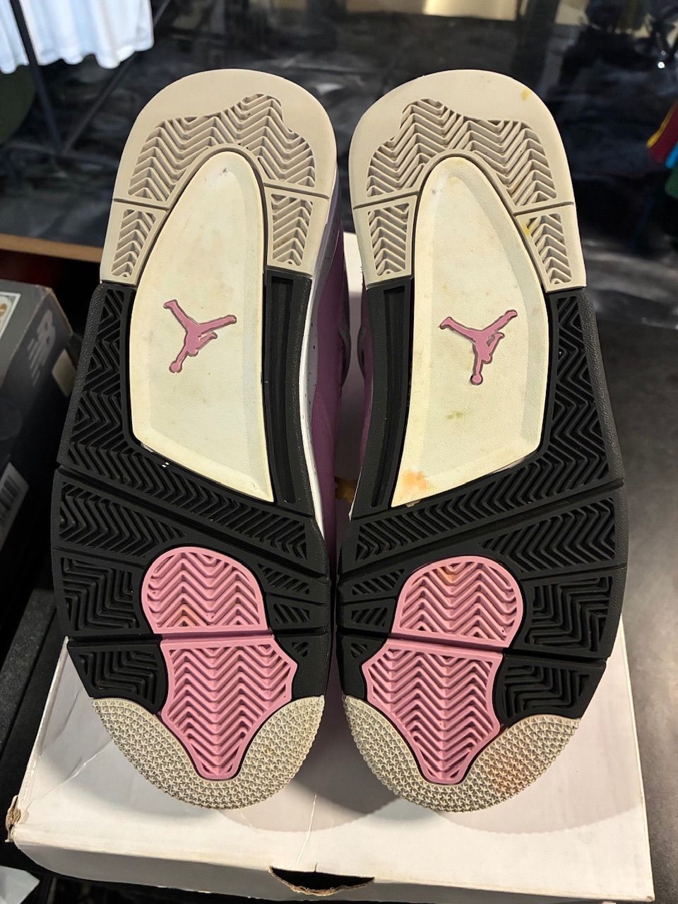 Jordan 4 Retro Orchid (Women's) - Used/Rep Box