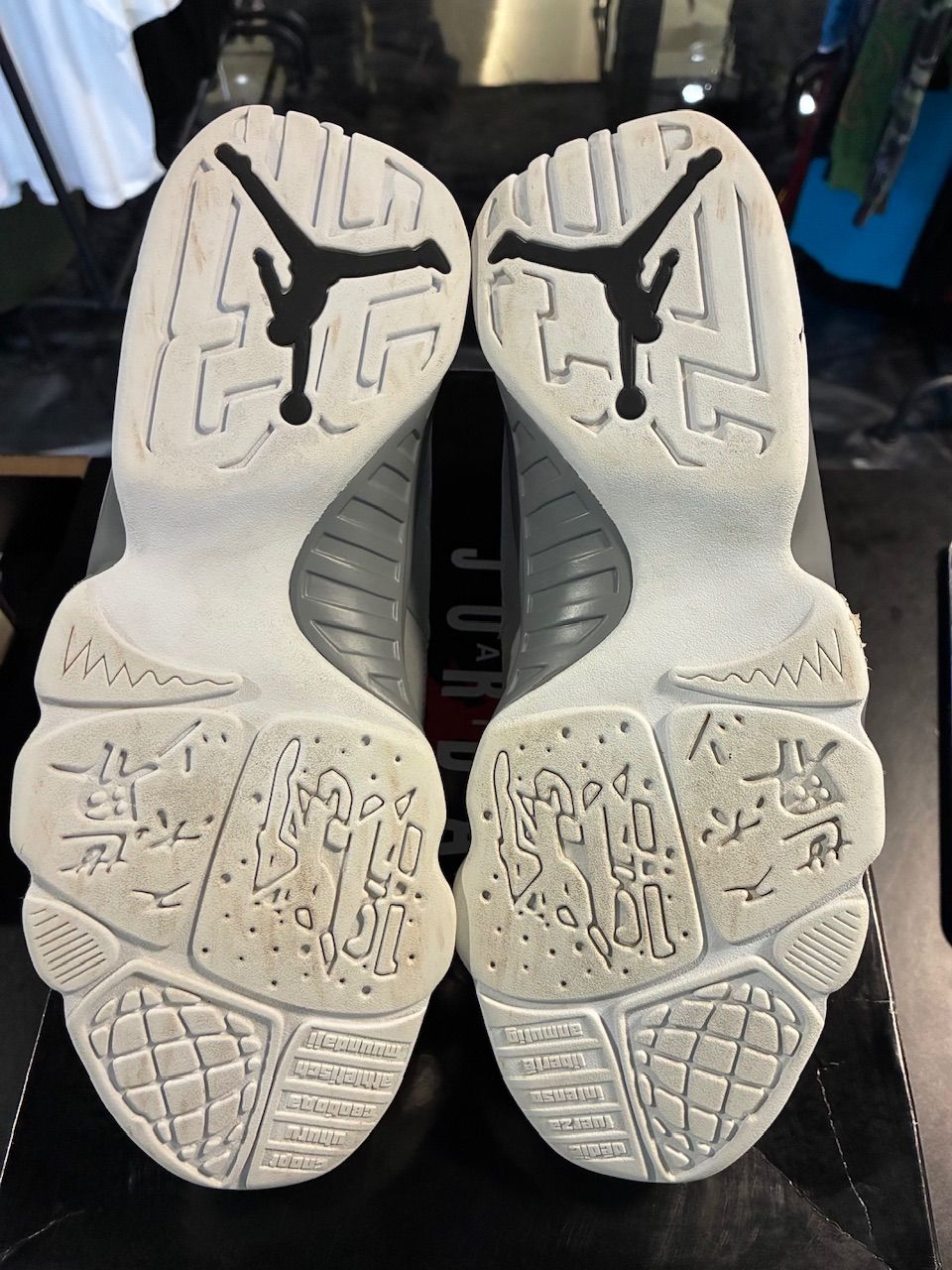 Jordan 9 Retro Particle Grey - Used/Worn