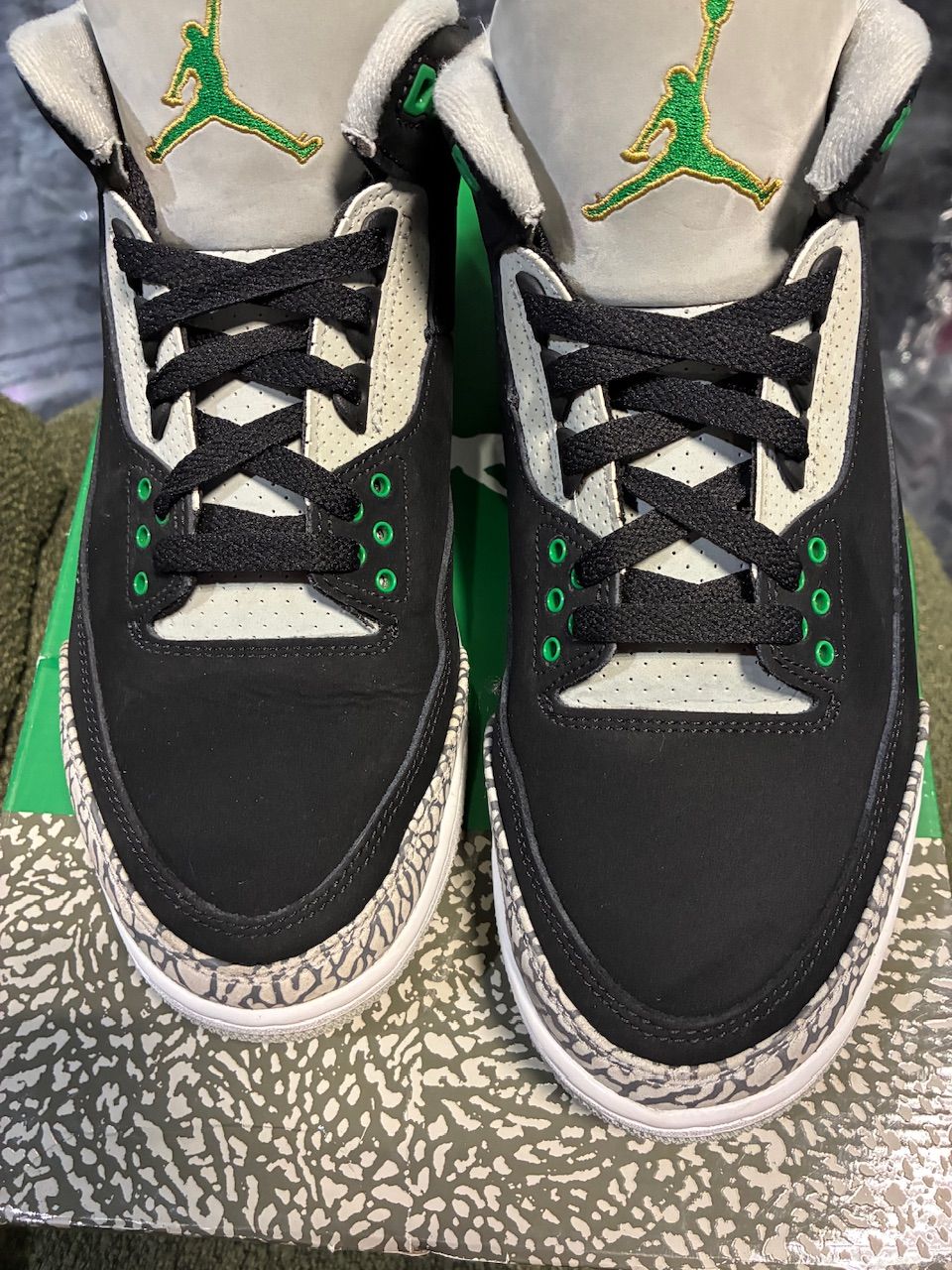 Jordan 3 Retro Pine Green - Used/Worn