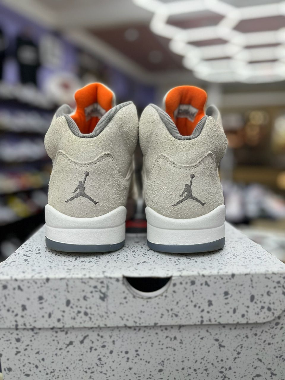 Jordan 5 Retro SE Craft Light Orewood Brown - Used/Worn