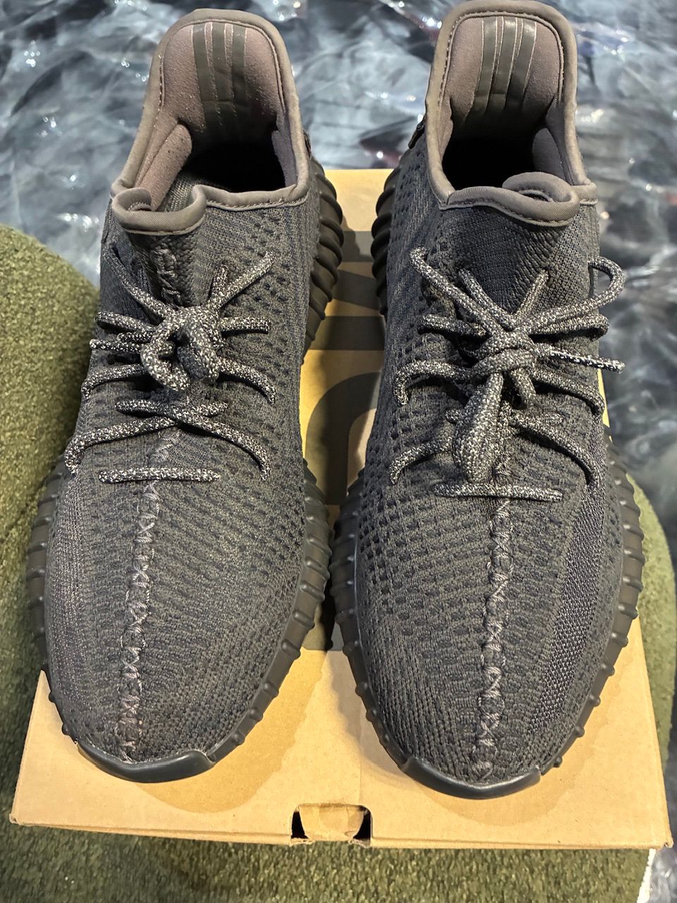 adidas Yeezy Boost 350 V2 Black (Non-Reflective) - Used/Worn