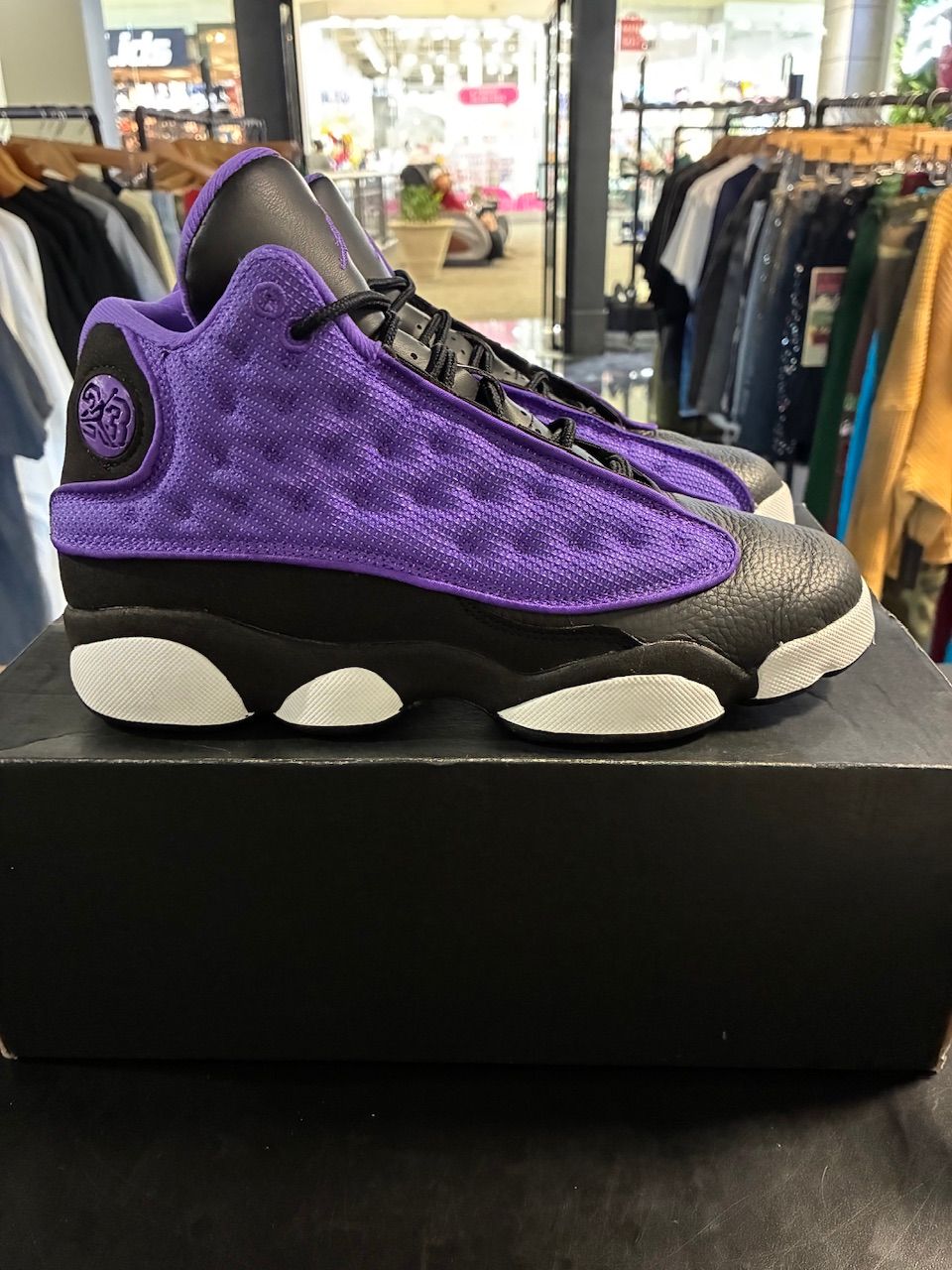 Jordan 13 Retro Purple Venom (GS) - Used/Worn