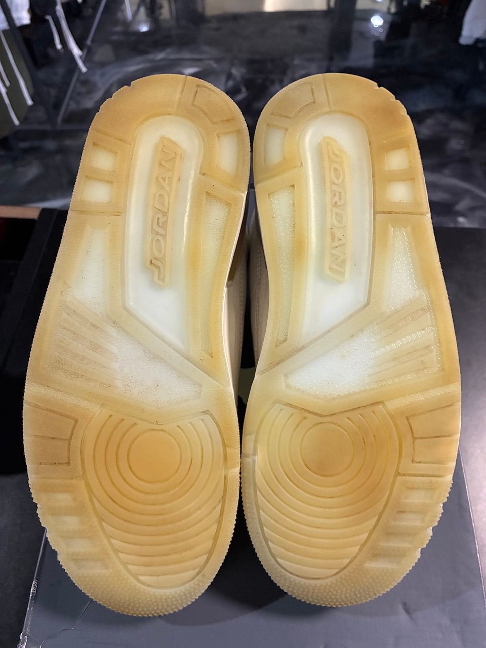 Jordan 3 Retro Champagne and Oysters (Women's) - Used/Rep Box