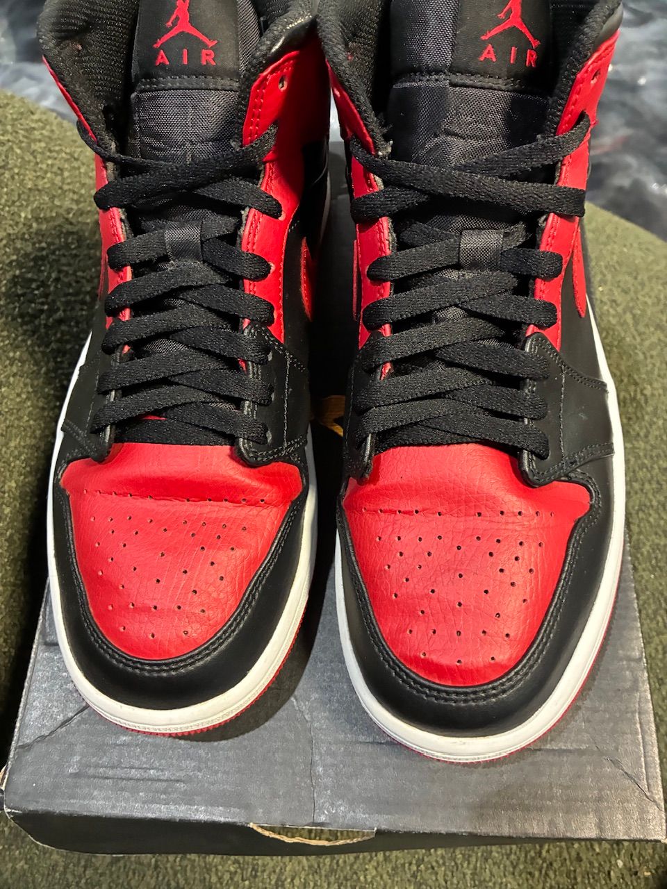 Jordan 1 Mid Banned (2020) - Used/Worn