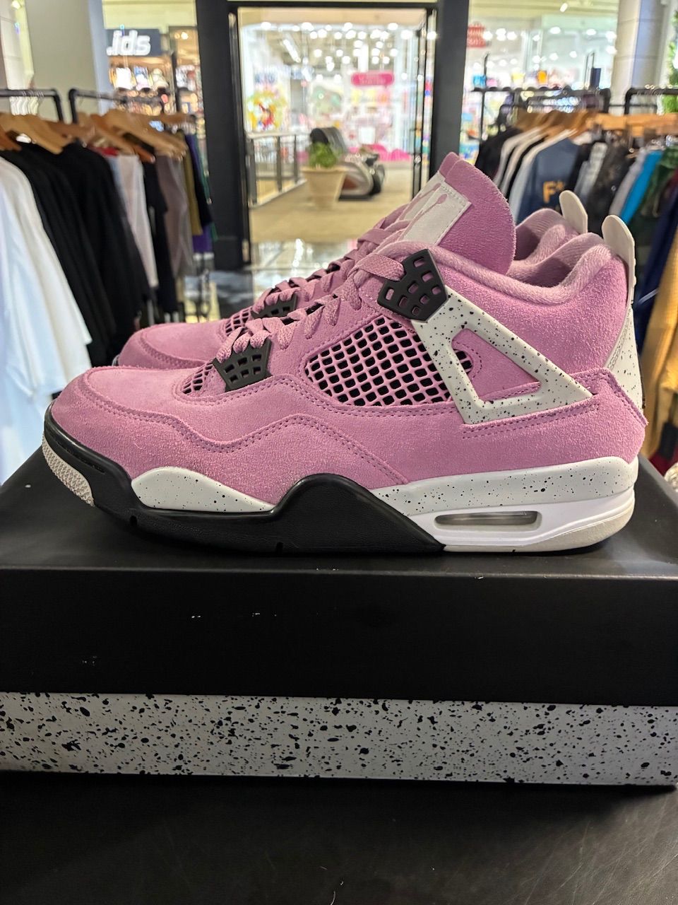 Jordan 4 Retro Orchid (Women's) - Used/Worn