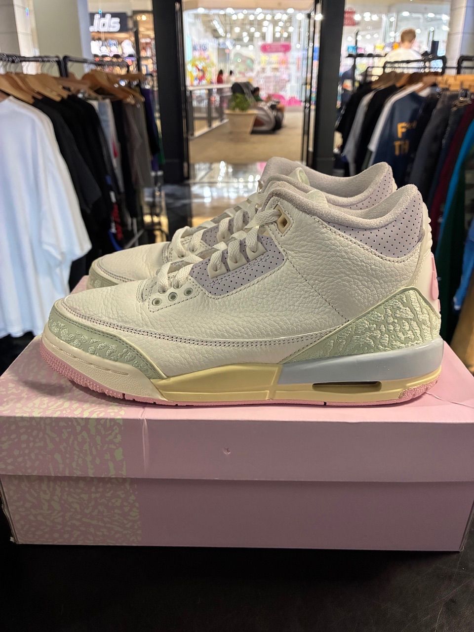 Jordan 3 Retro Spring Is In The Air (GS) - Used/Worn