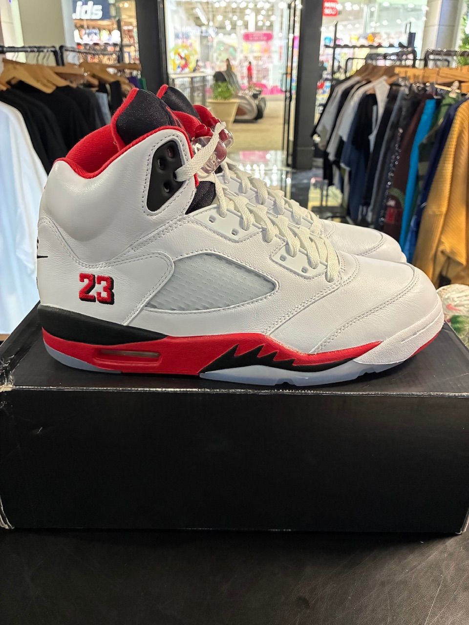 Jordan 5 Retro Fire Red Black Tongue (2025) - Used/Worn