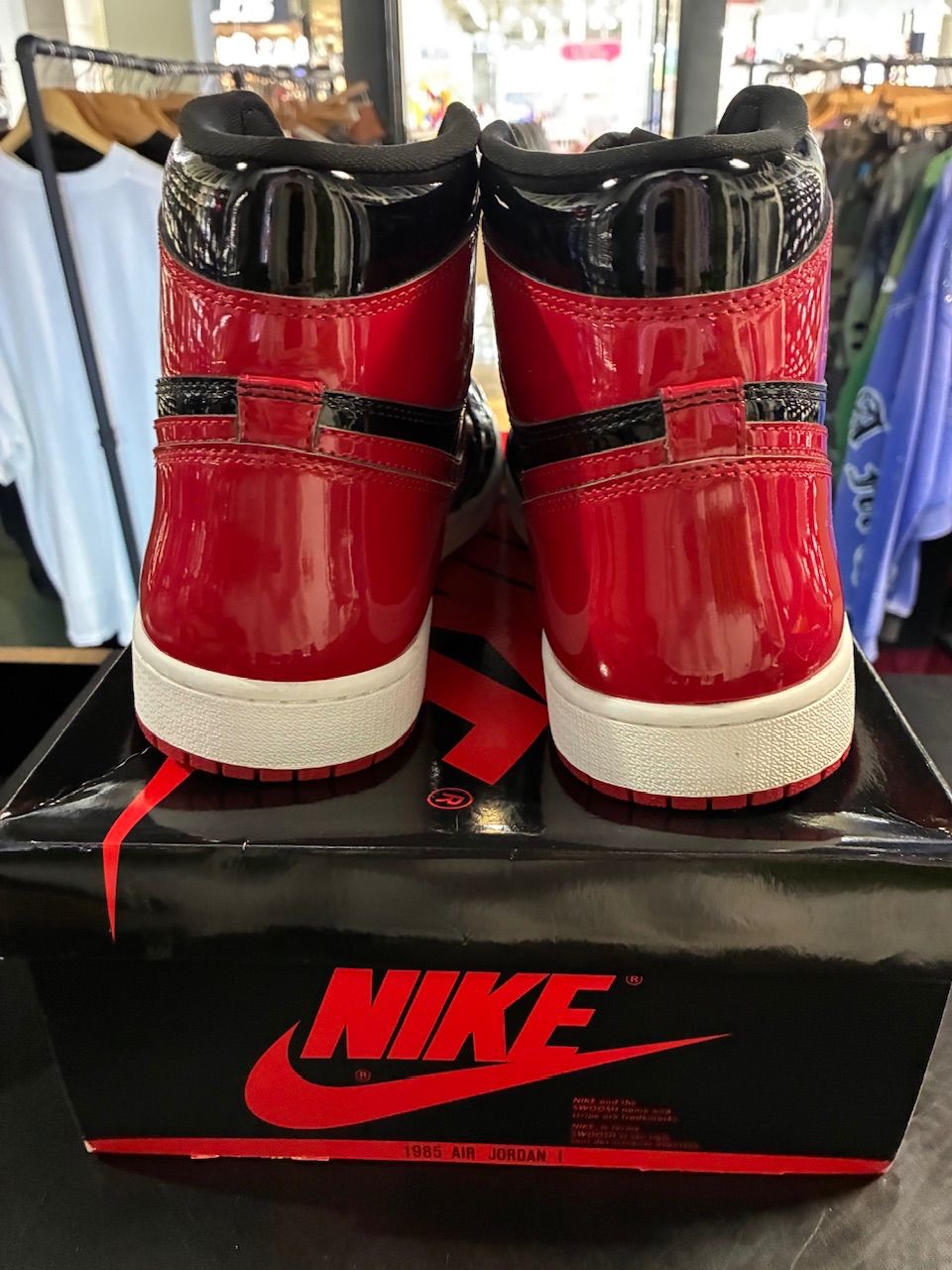 Jordan 1 Retro High OG Patent Bred - Used/Worn