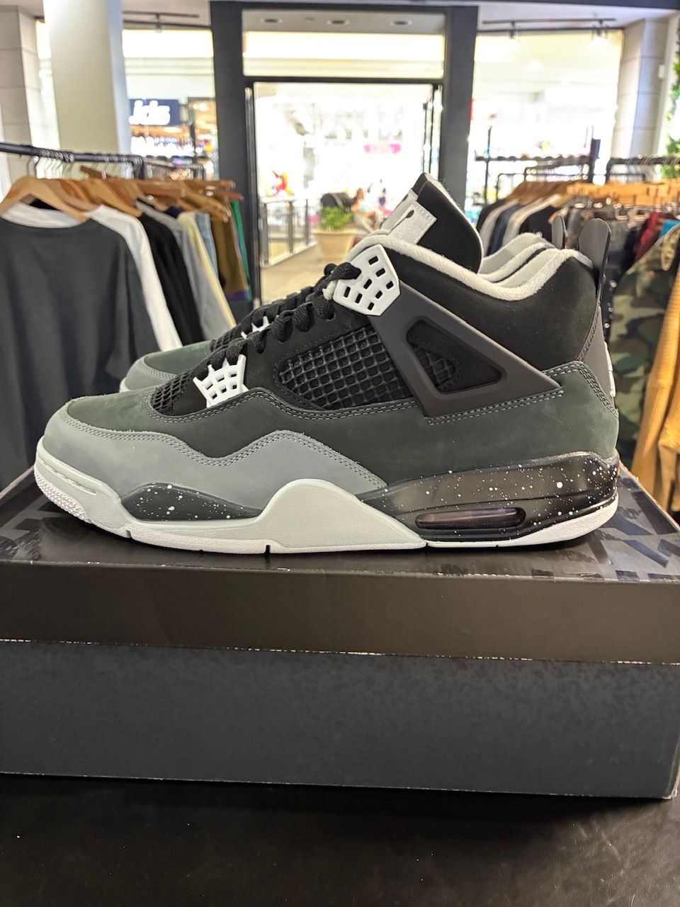 Jordan 4 Retro Fear (2024) - Used/Worn