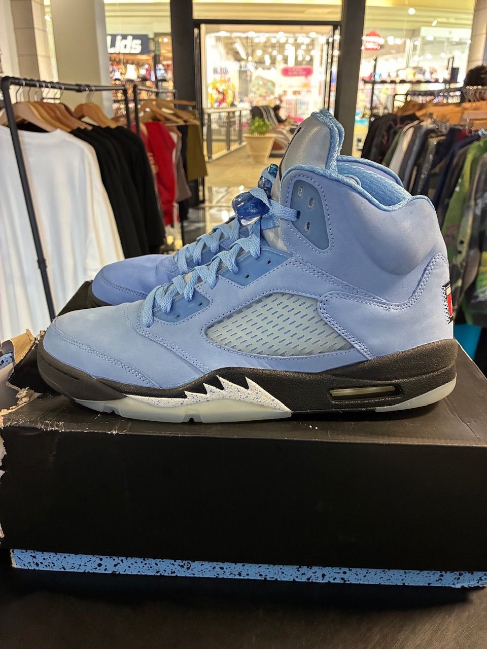 Jordan 5 Retro UNC University Blue - Used/Worn
