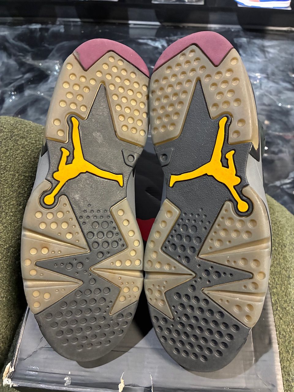 Jordan 6 Retro Bordeaux - Used/Worn