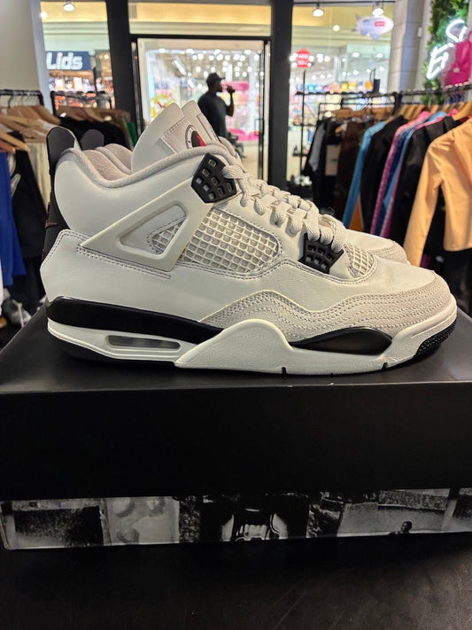 Jordan 4 Retro OG Flight Club - Used/Worn