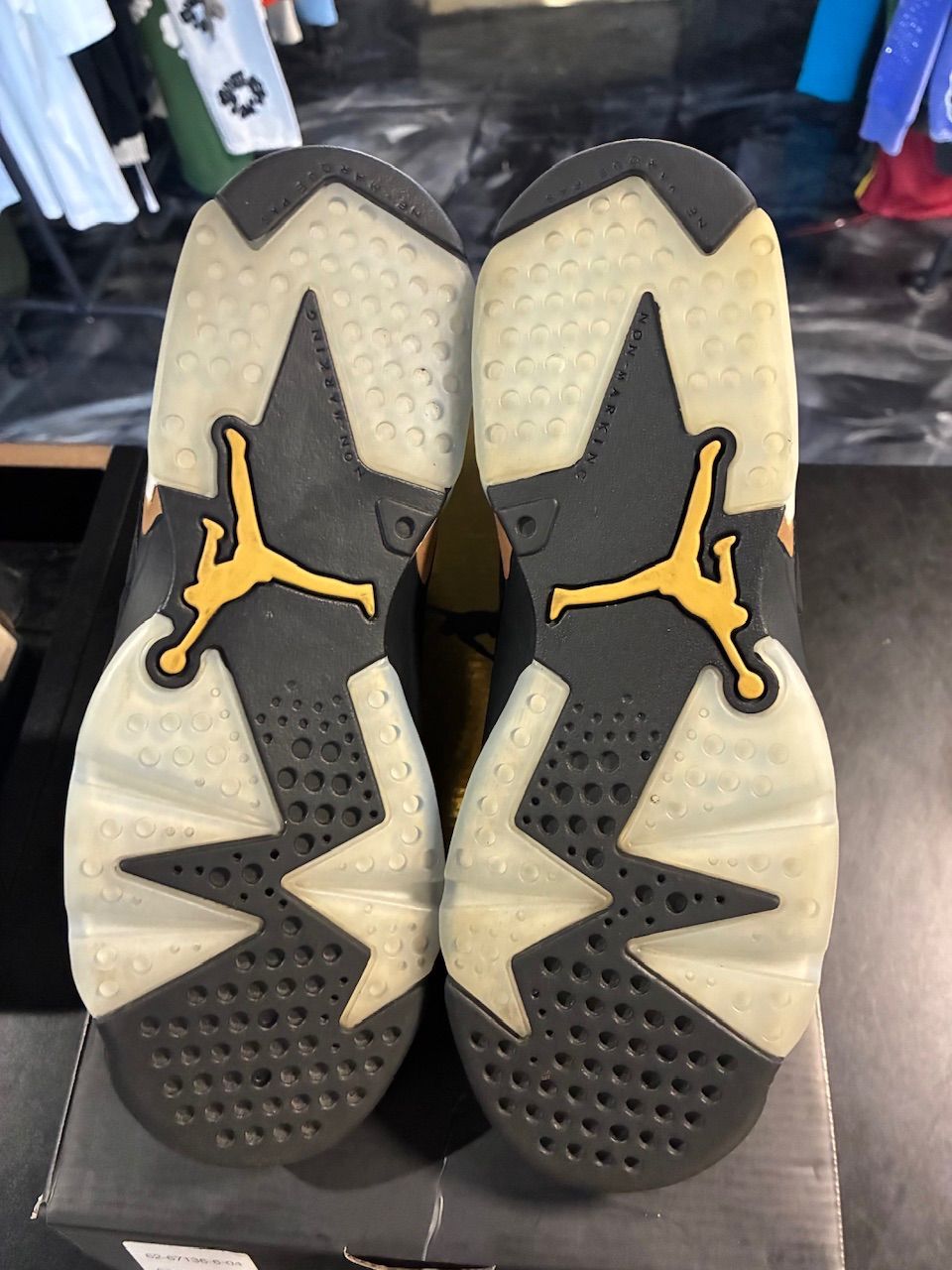 Jordan 6 Retro DMP 2020 (GS) - Used/Worn