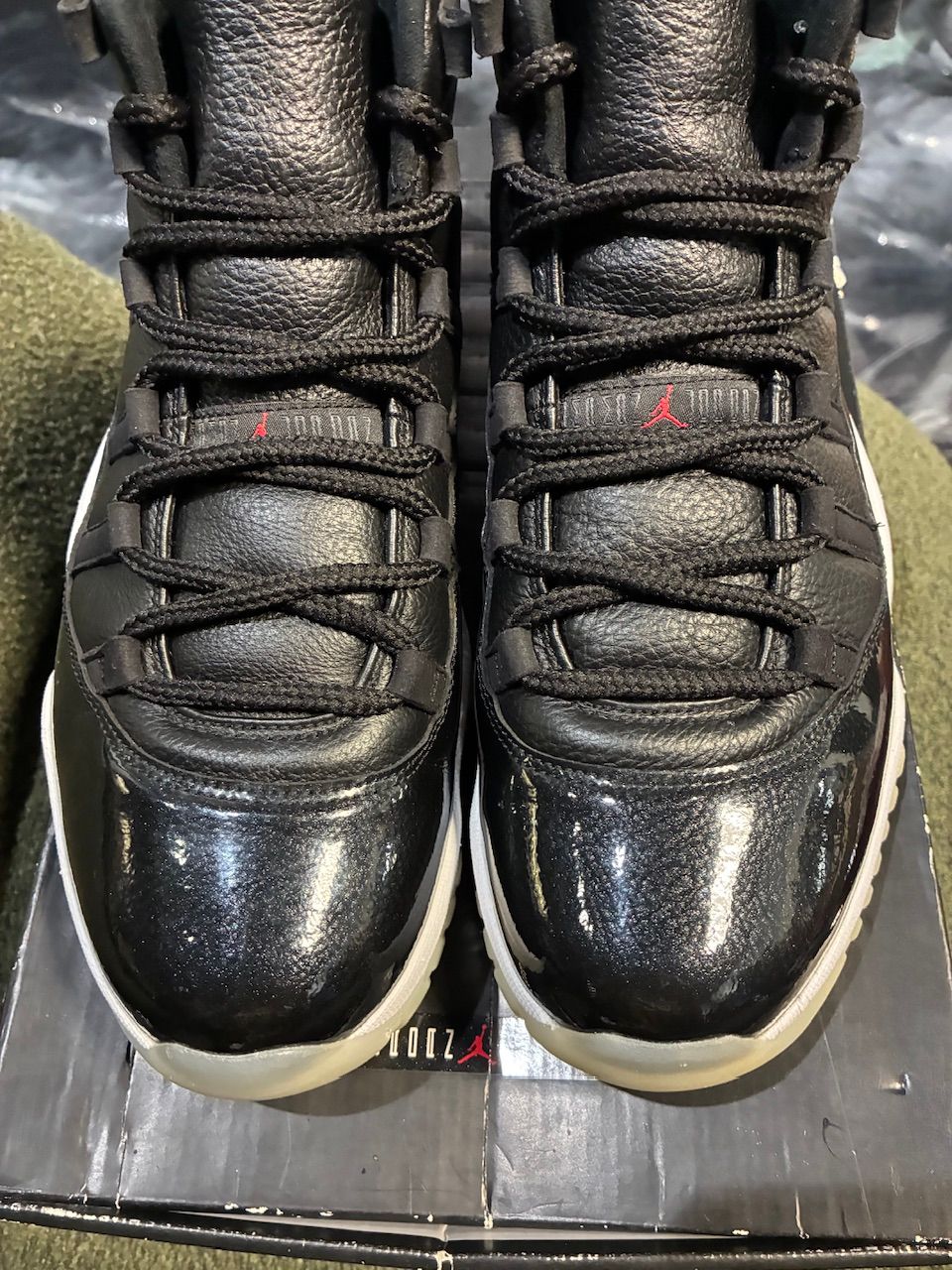 Jordan 11 Retro 72-10 - Used/Worn