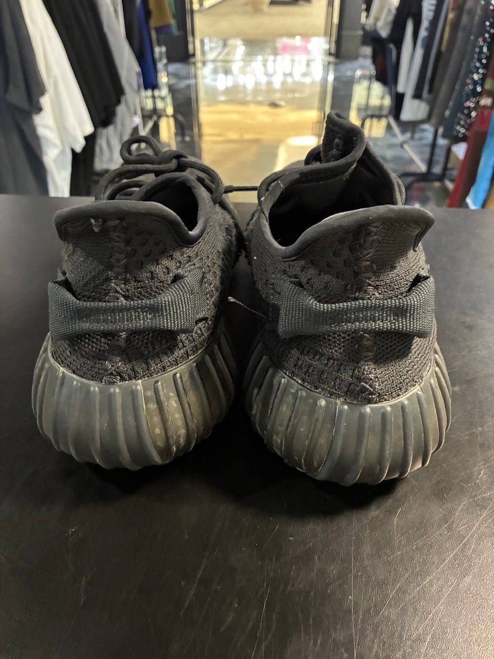 adidas Yeezy Boost 350 V2 Onyx (2022/2023) - No Box/Used