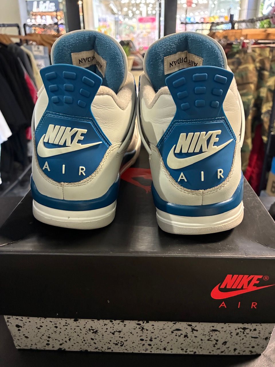Jordan 4 Retro Military Blue (2024) - Used/Worn