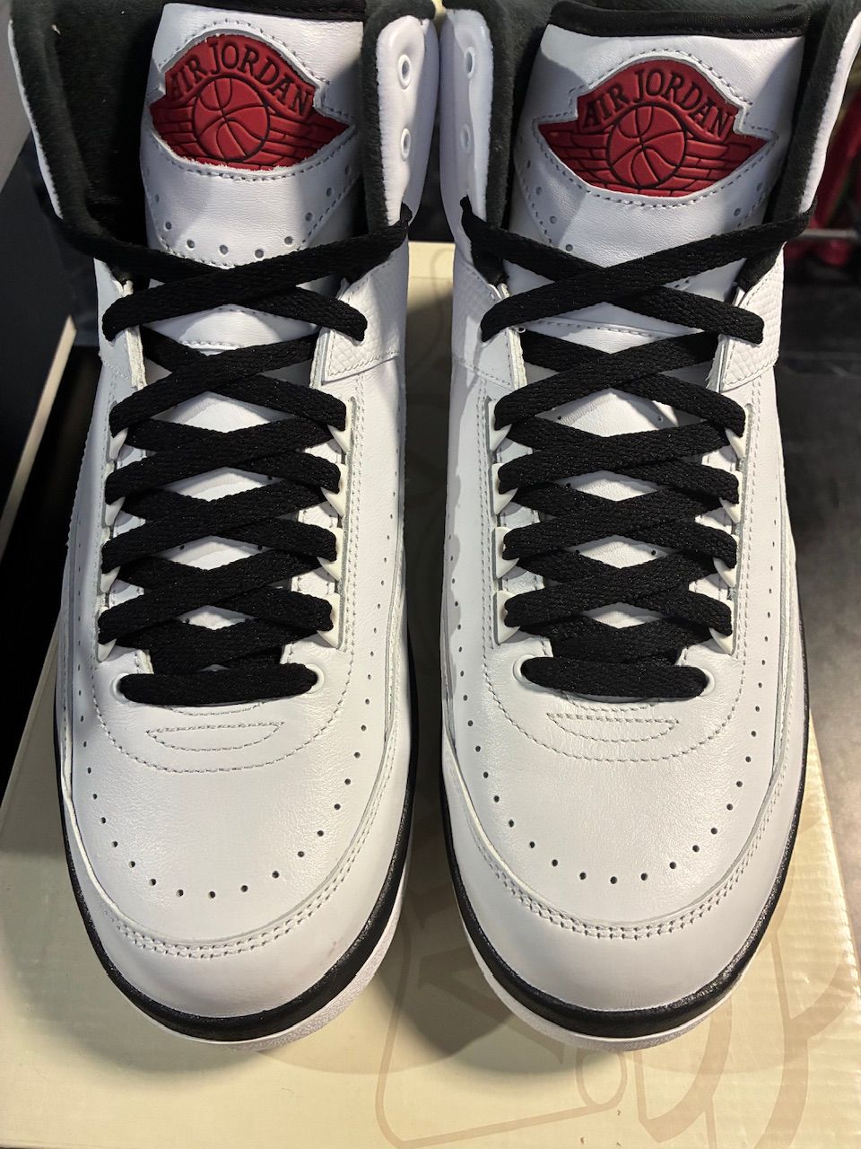 Jordan 2 Retro OG Chicago (2022) - Used/Worn