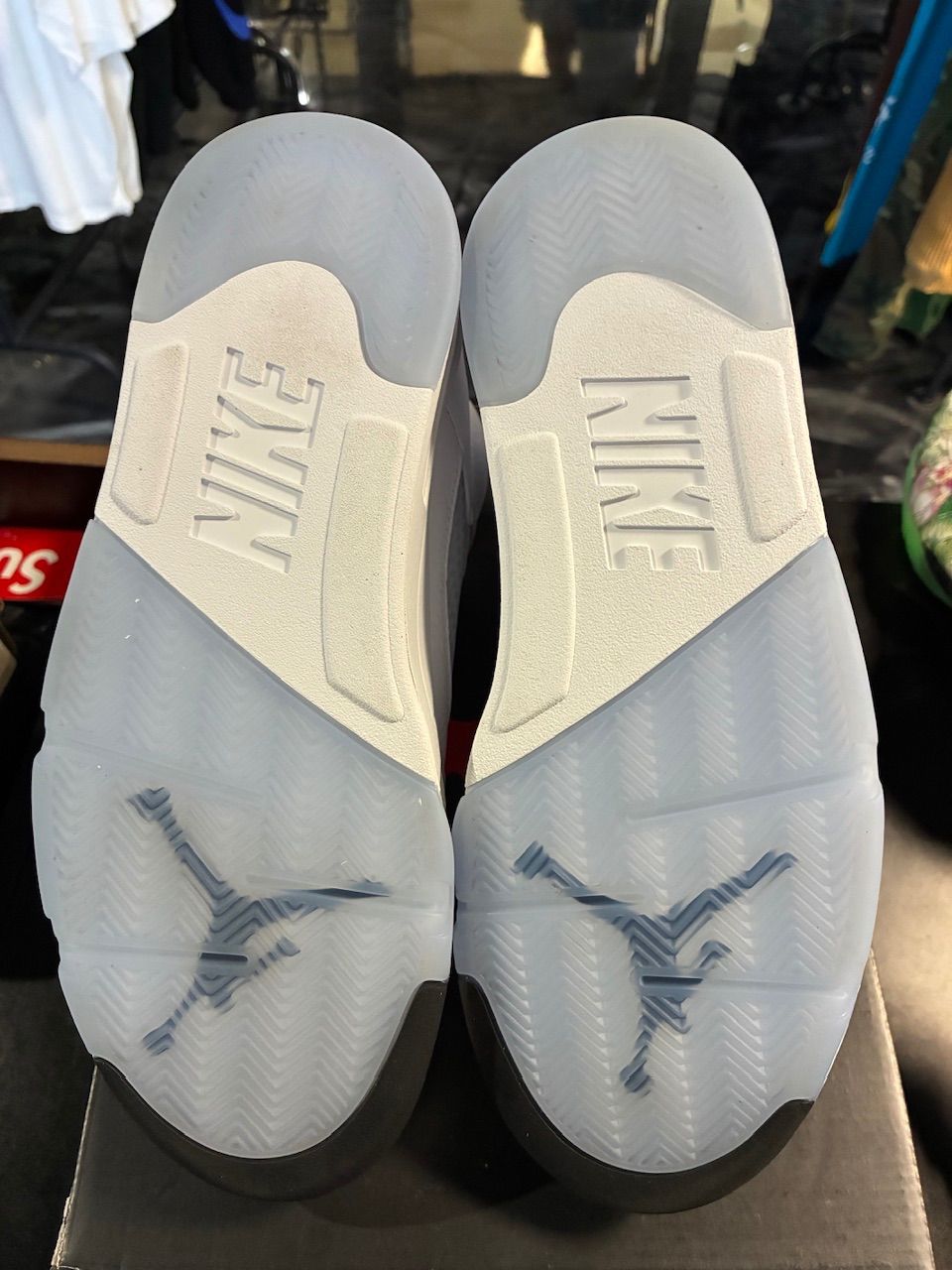 Jordan 5 Retro White Metallic (2026) - Used/Worn