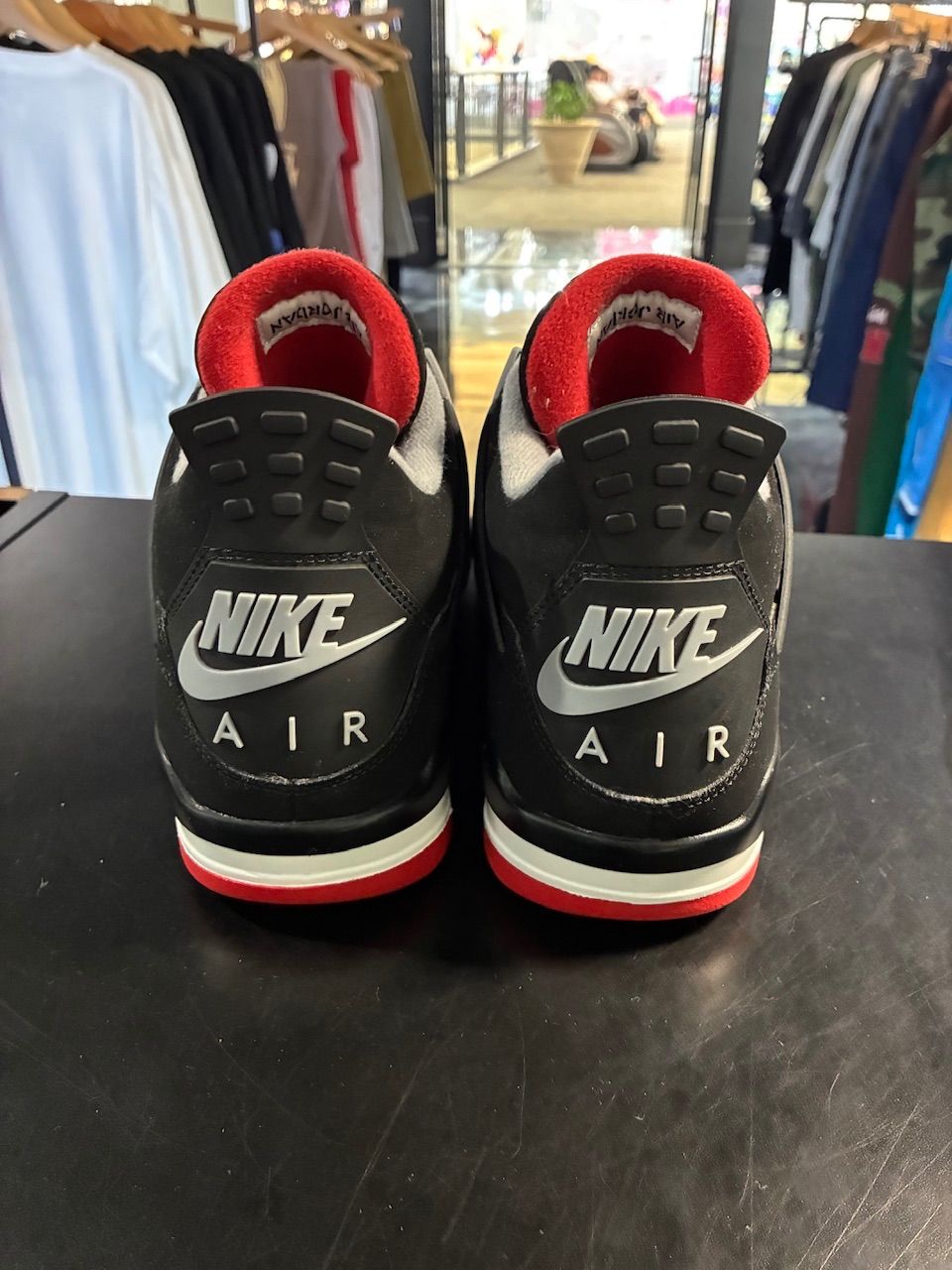 Jordan 4 Retro Bred (2019) - No Box/Used