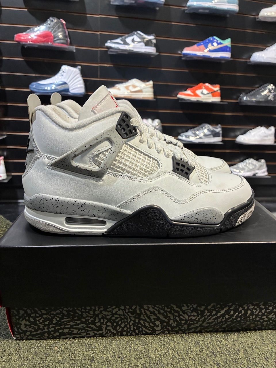 Jordan 4 Retro White Cement (2025) (GS) - Used/Rep Box