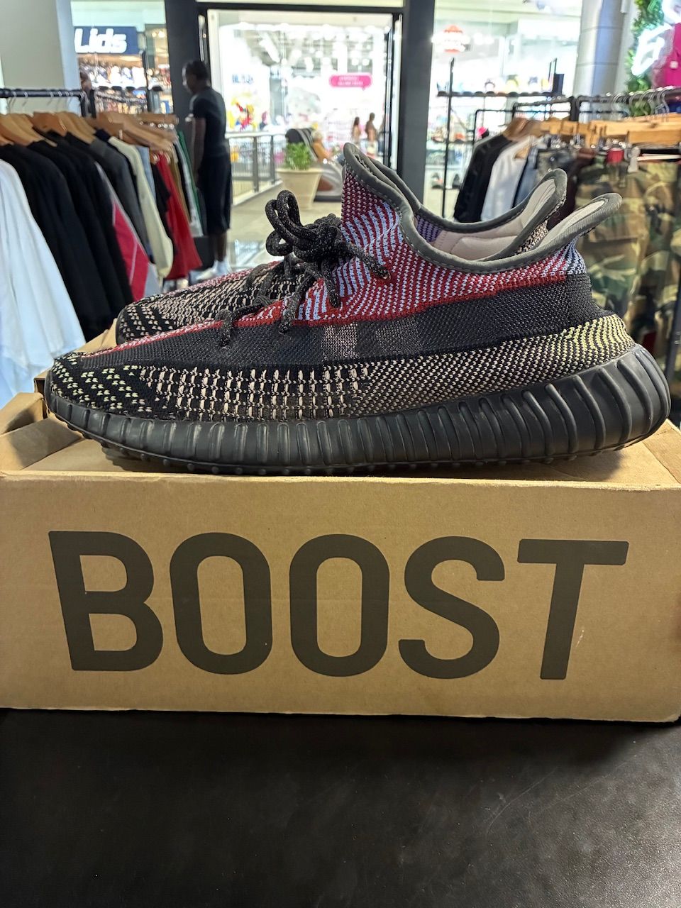 adidas Yeezy Boost 350 V2 Yecheil (Non-Reflective) - Used/Worn