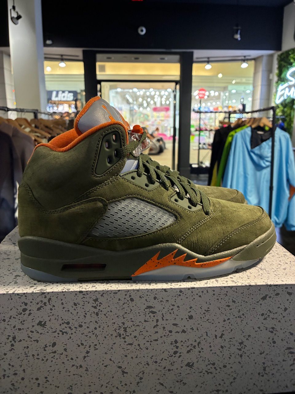 Jordan 5 Retro Olive (2024) - Used/Worn