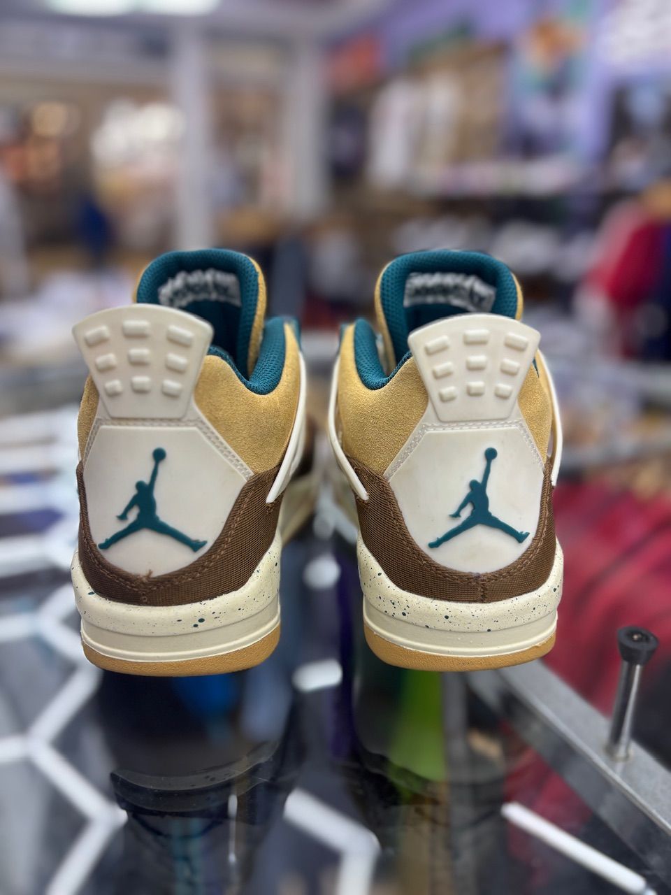 Jordan 4 Retro Cacao Wow (GS) - No Box/Used