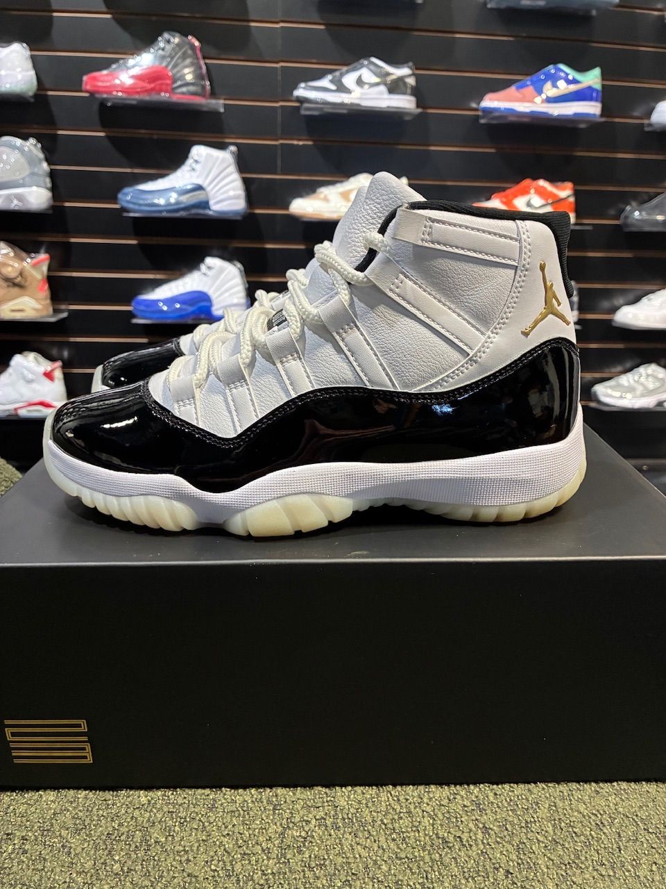 Jordan 11 Retro DMP Gratitude (2023) - Used/Worn