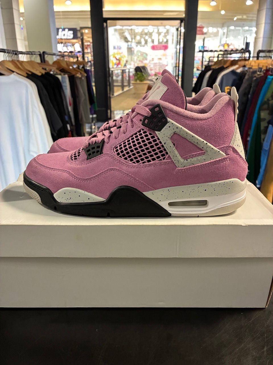 Jordan 4 Retro Orchid (Women's) - Used/Rep Box