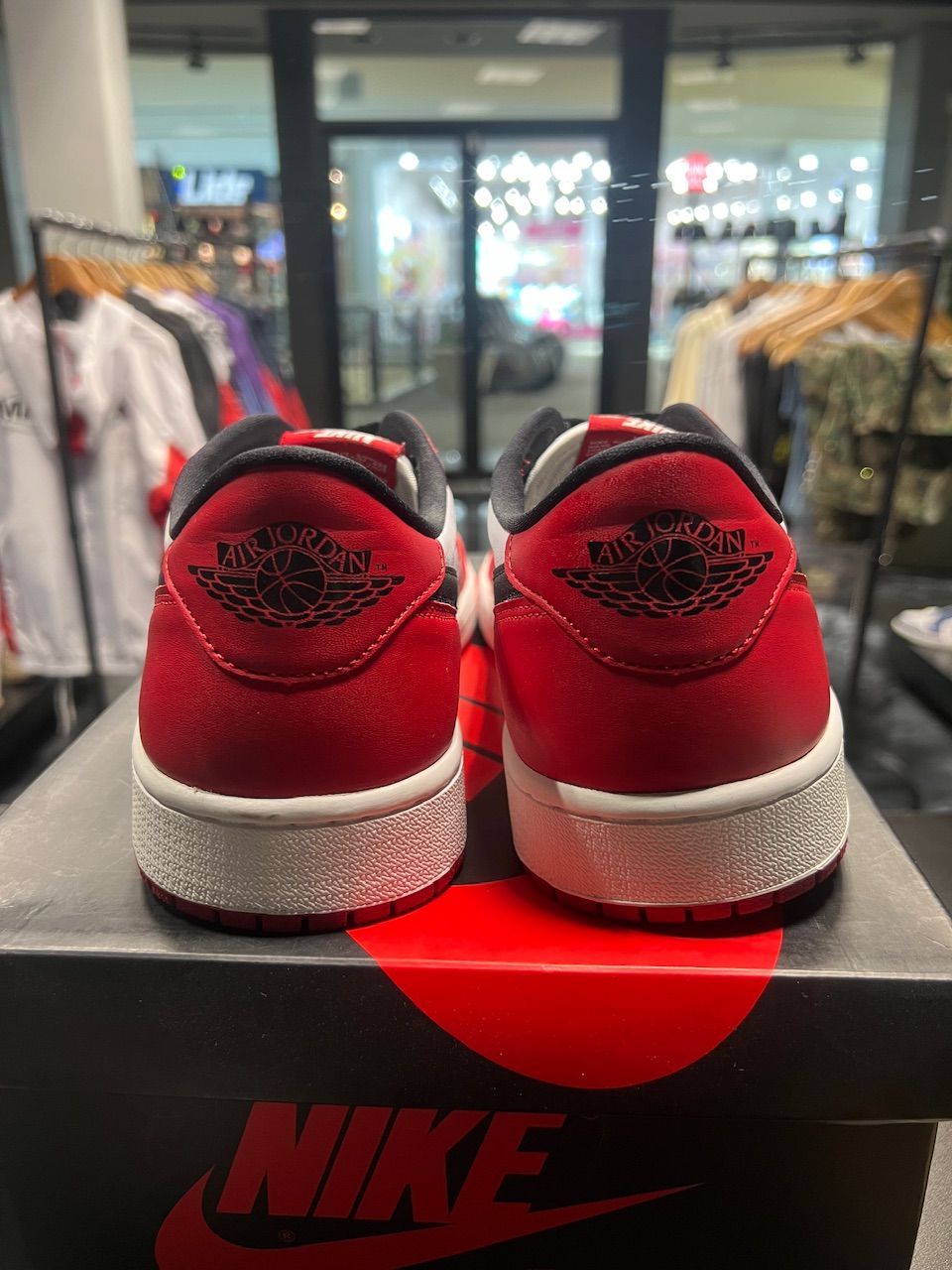 Jordan 1 Retro Low Chicago (2016) - Used/Worn