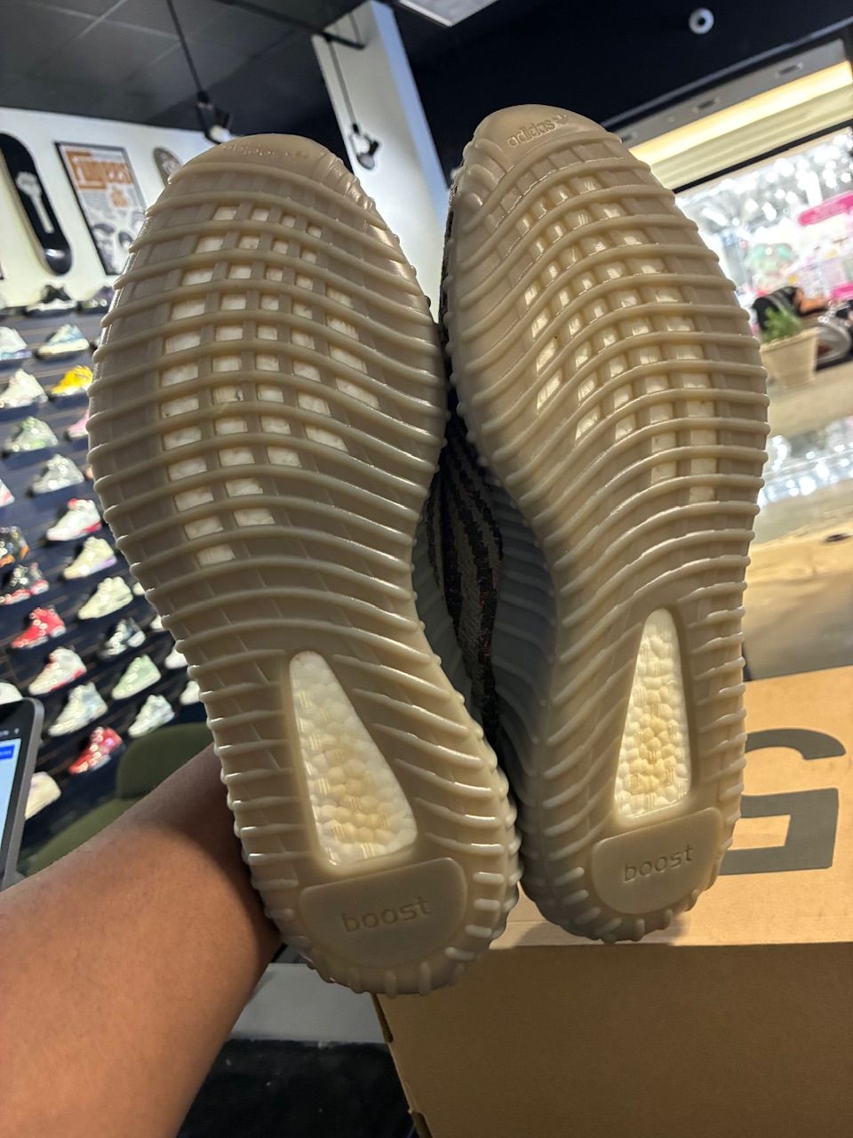adidas Yeezy Boost 350 V2 Beluga Reflective - Used/Worn