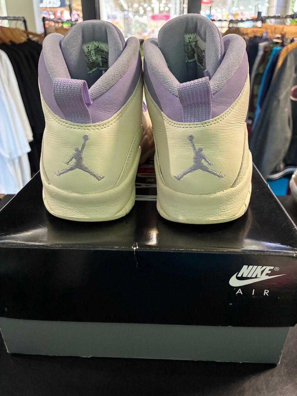 Jordan 10 Retro Hydrangeas (Women's) - Used/Worn