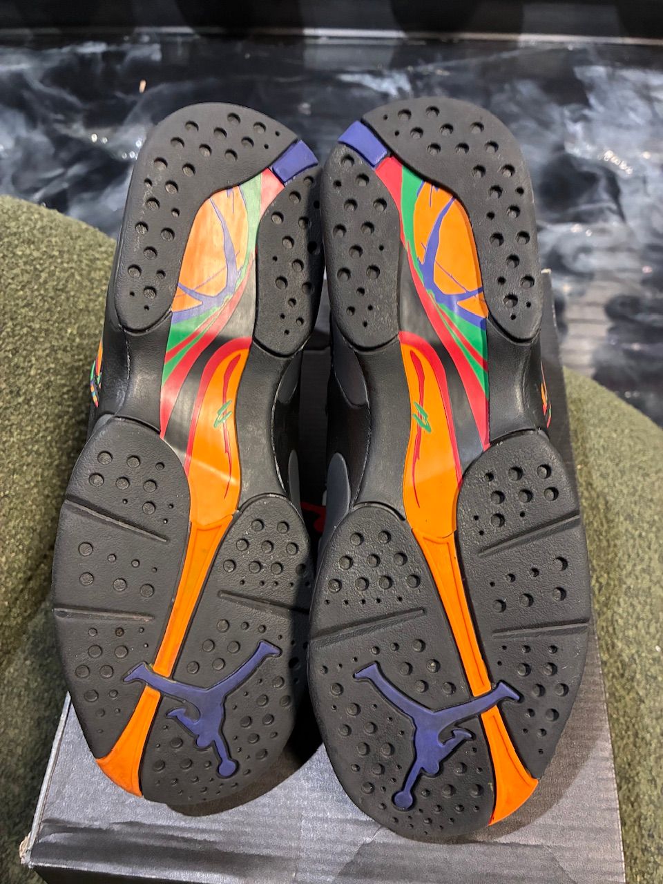 Jordan 8 Retro Tinker Air Raid (GS) - Used/Worn