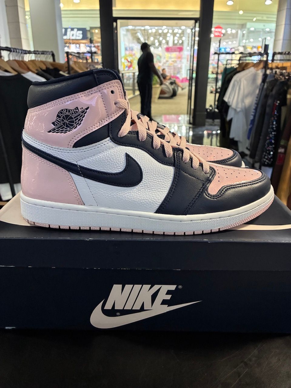Jordan 1 Retro High OG Atmosphere (Women's) - Used/Worn
