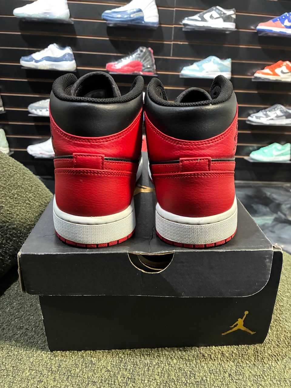 Jordan 1 Mid Banned (2020) - Used/Worn