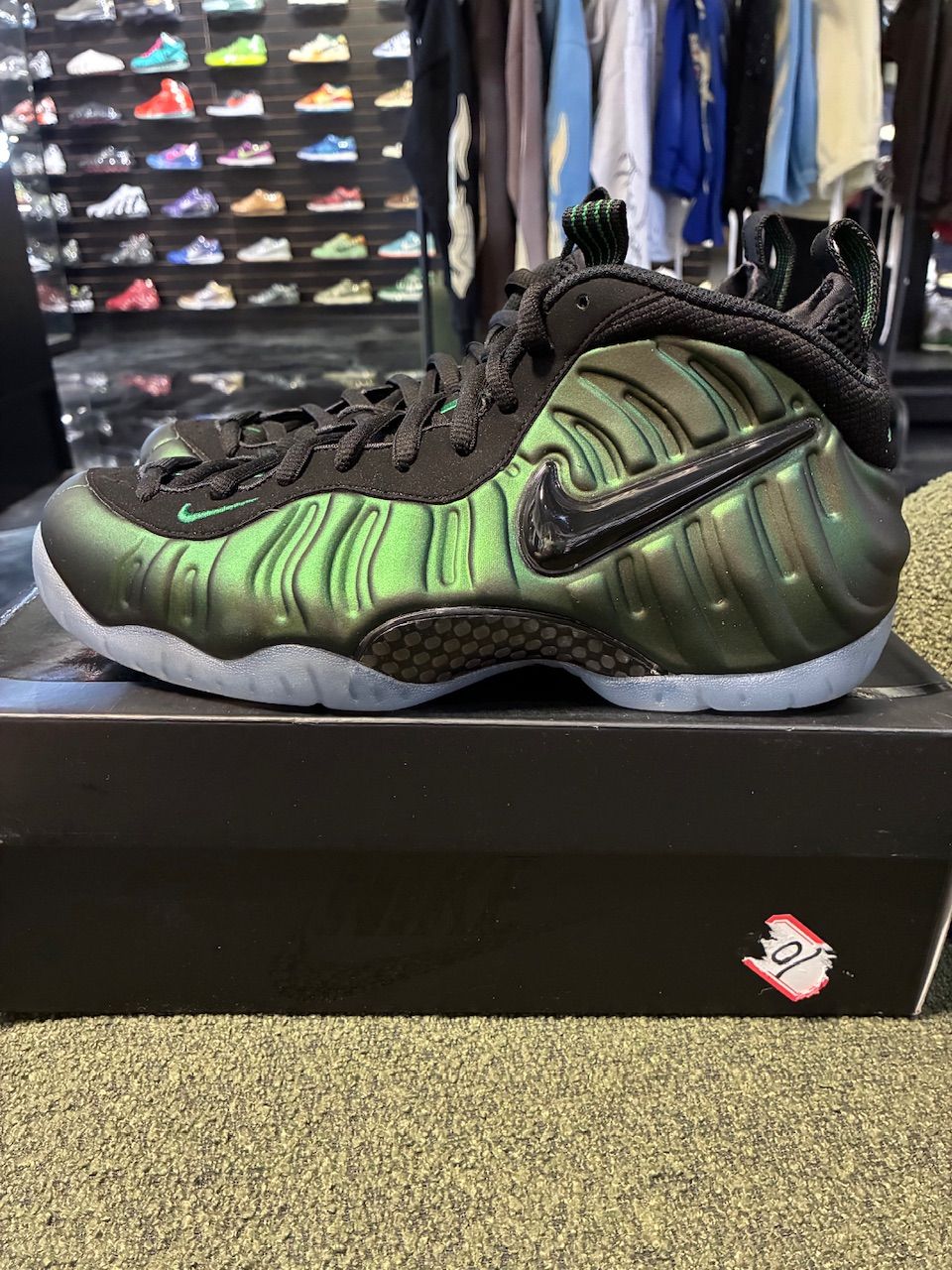 Nike Air Foamposite Pro Pine Green (2025) - Like New