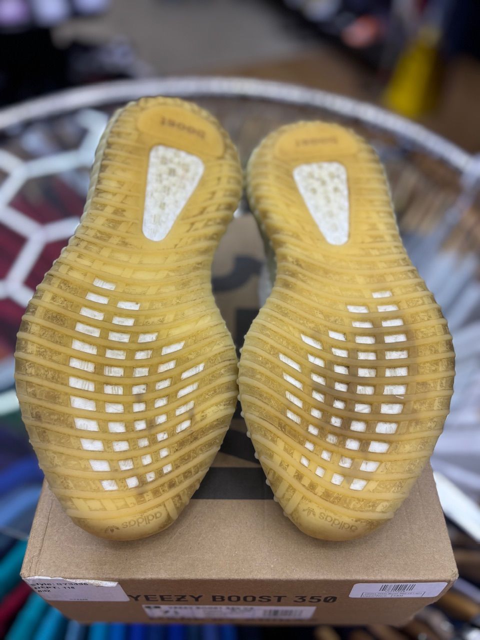 adidas Yeezy Boost 350 V2 Light - Used/Worn