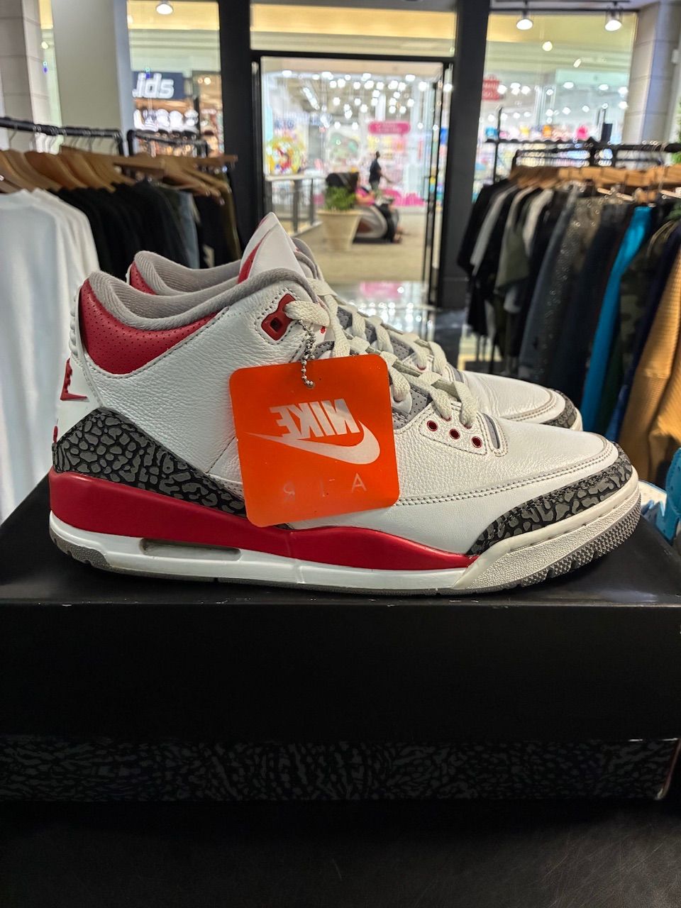 Jordan 3 Retro Fire Red (2022) - Used/Worn
