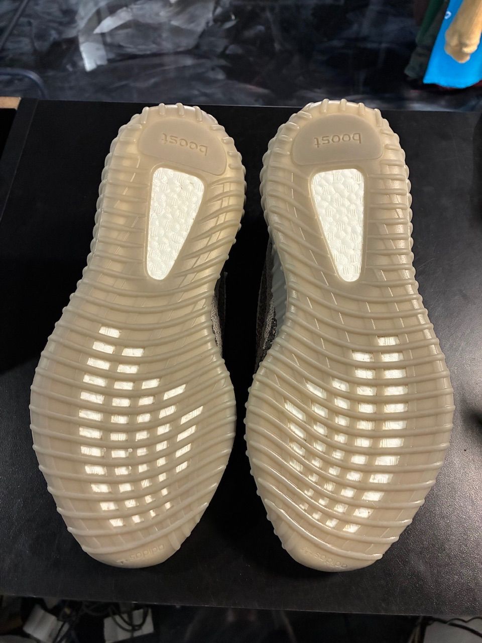 adidas Yeezy Boost 350 V2 Beluga Reflective - No Box/Used