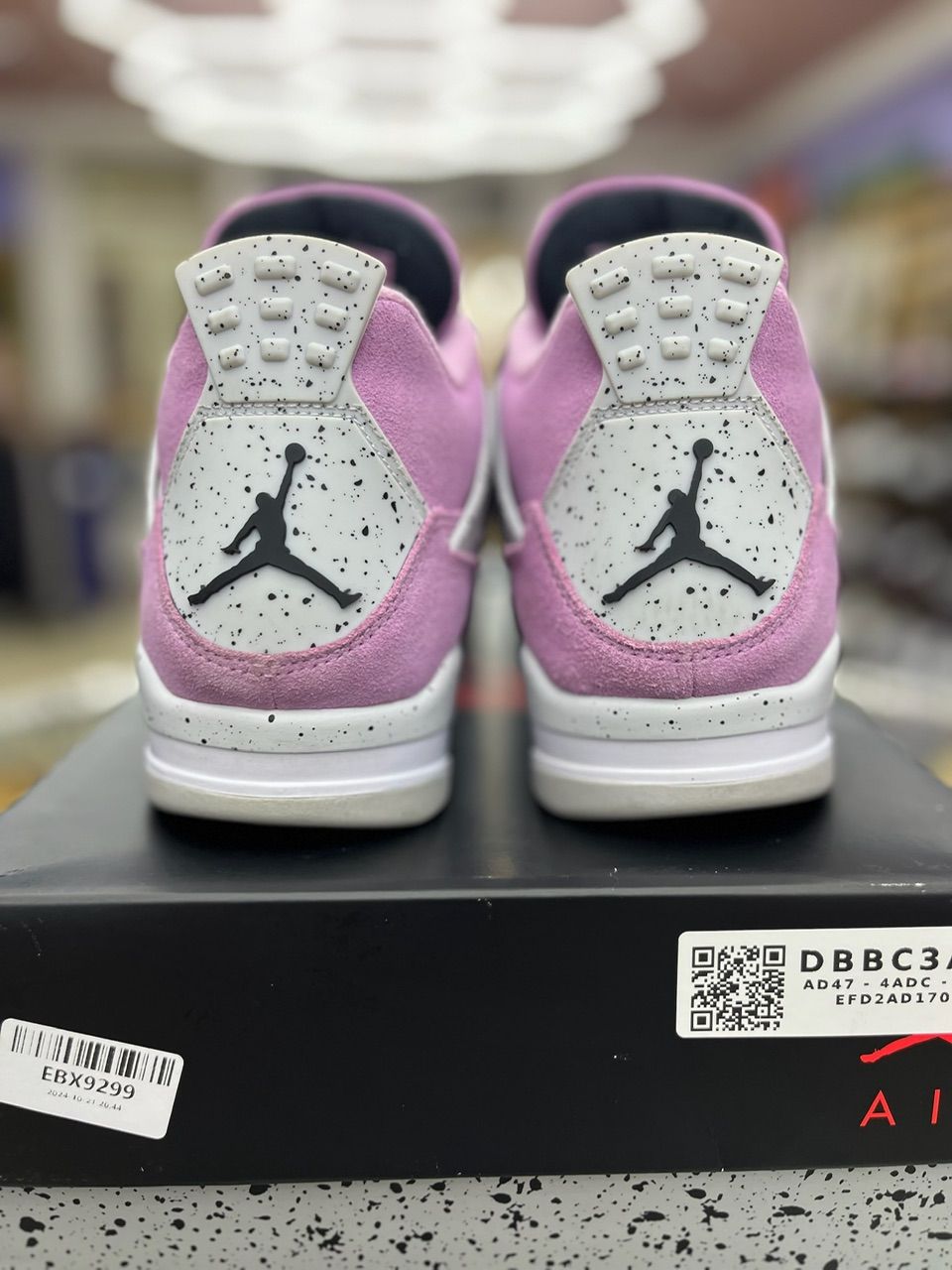 Jordan 4 Retro Orchid (Women's) - Used/Worn