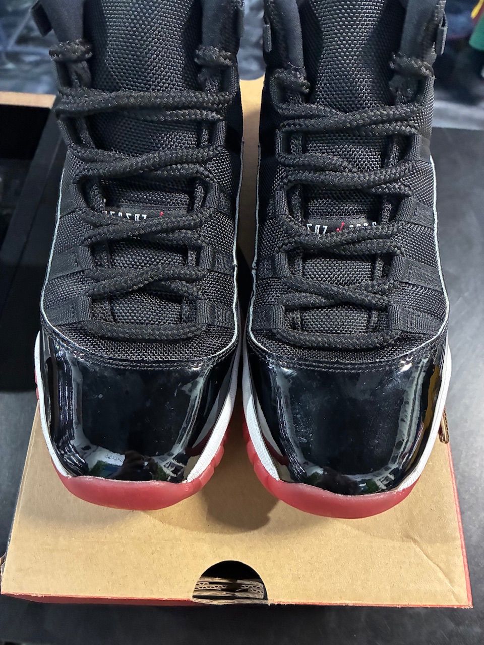 Jordan 11 Retro Playoffs Bred (2019) (GS) - Used/Worn