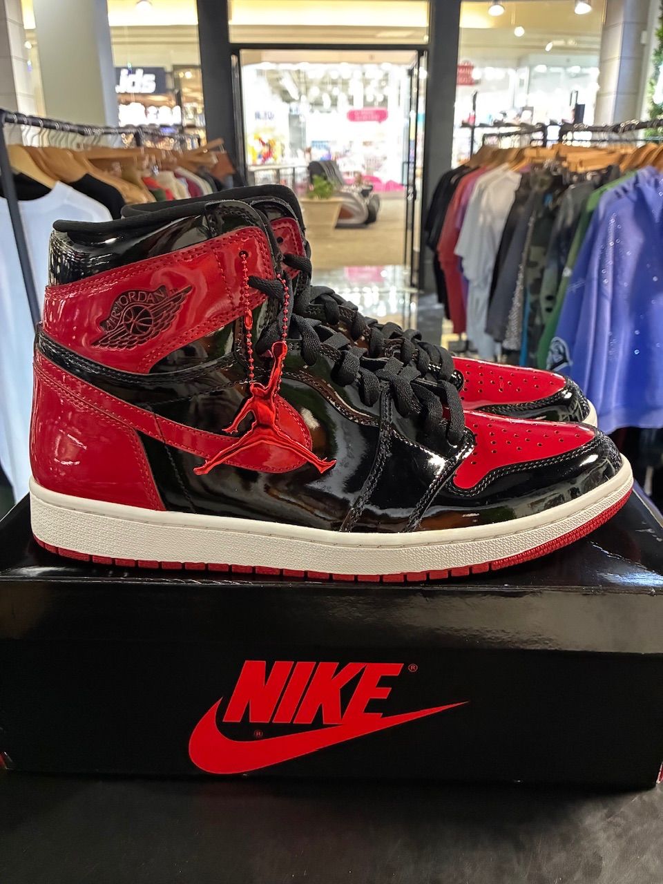 Jordan 1 Retro High OG Patent Bred - Used/Worn
